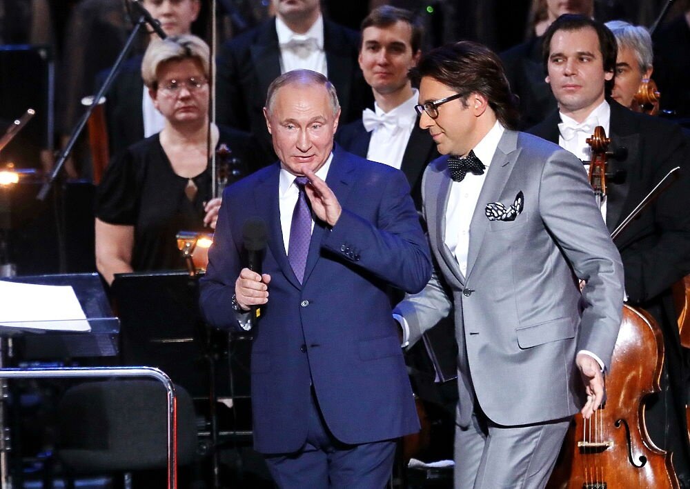 Интересно, президент понимает, с кем мы имеем дело?