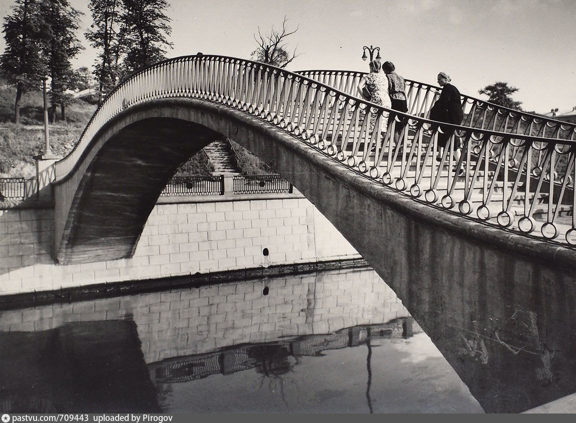 Таможенный мост, 1955-1960. Фото: С.Г. Шиманский (pastvu)