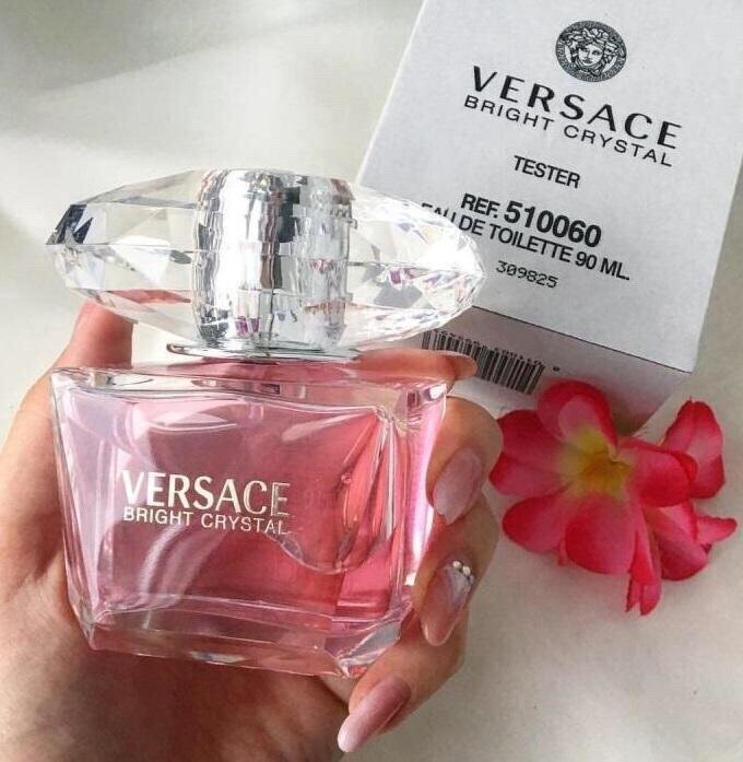 Gianni Versace Bright Crystal Характер: нежный, соблазнительный, шикарный Группа