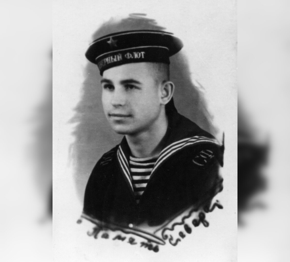 Николай Рубцов времен службы на флоте