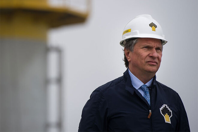 И.Сечин-глава компании "Роснефть"                                             