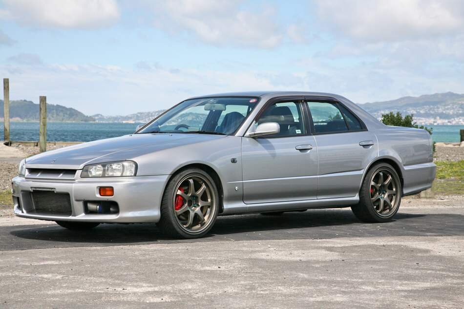 Nissan Skyline gt r r34 stock