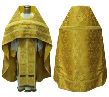 Старообрядческий священник в ризе. Митра облачение священника. Облачение епископа православной церкви. Дорогое дьяконское облачение. Парча красная "евфросиния" диаконское облачение.