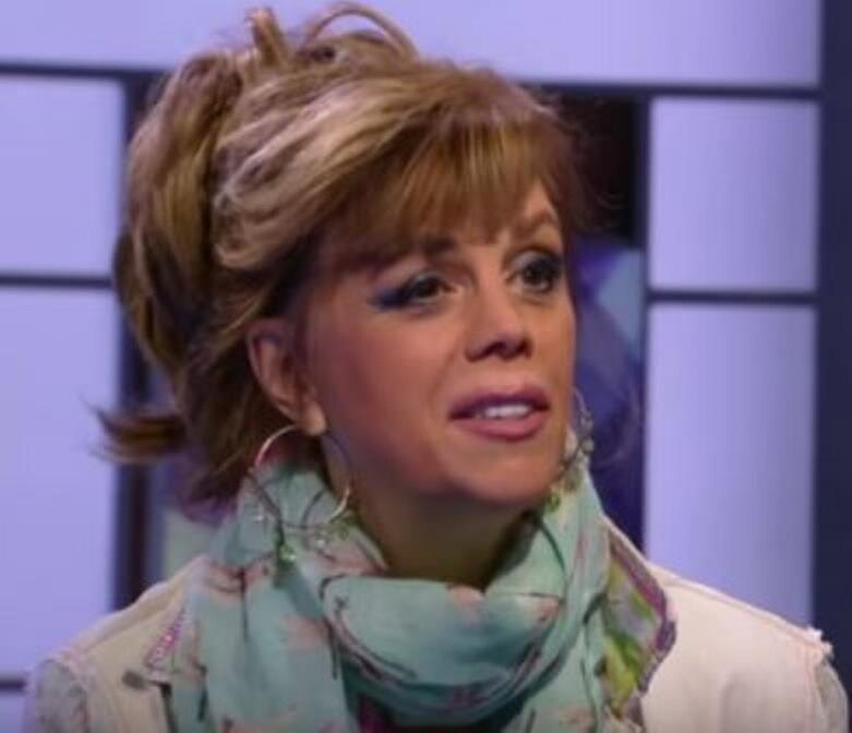 козы любовь. любовь казарновская фото. казарновская любовь юрьевна. любовь казарновская точь в точь. любовь казарновская в жюри точь в точь.