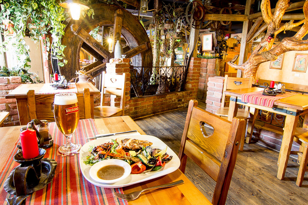 большинство марок чешского пива Вам уже давно известно. Удивительно, то в Чехии зачастую оно стоит дешевле, чем у нас