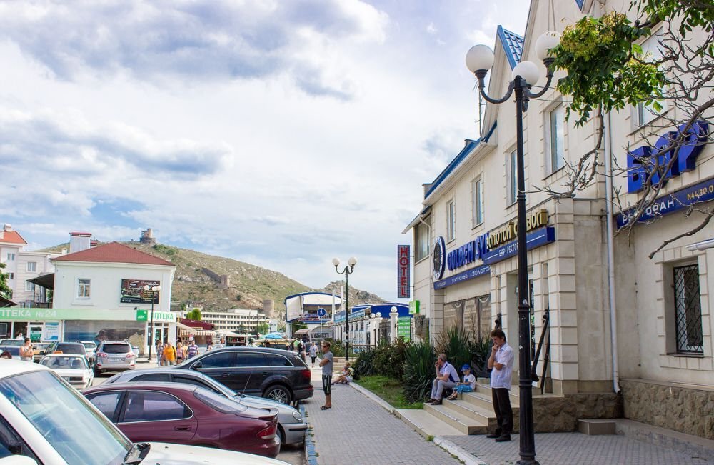  Здание яхт-клуба "Золотой символ" в Балаклаве. Фото: crimea.comments 