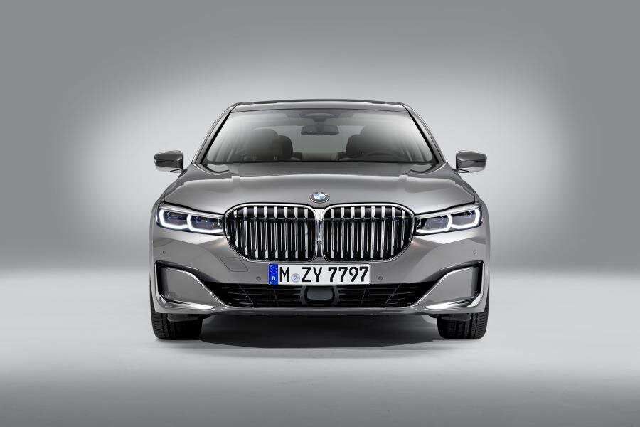 BMW 750Li xDrive (G12) 2019 года