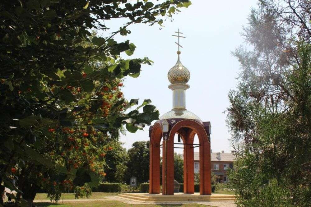 Москва красногвардейское ставропольский край. Церковь село Красногвардейское Ставропольский край. Памятники села Красногвардейского Ставропольского края.