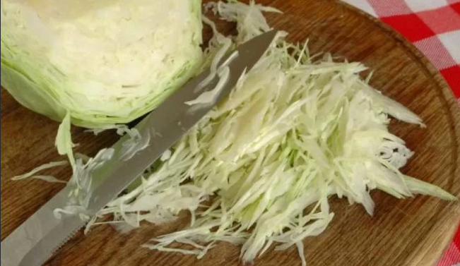 капуста соломкой фото:sreda24.ru