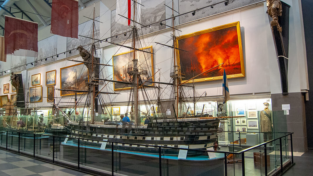 Центральный военно морской музей фото