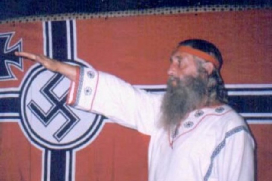 Знаменитый "Доброслав", Алексей Добровольский, один из идеологов российского неоязычества еще с 80-х 