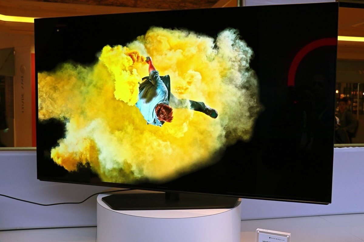 Монитор OLED 4k. OLED 4k 120hz. Игровой OLED-монитор Alienware диагональю 55 дюймов. Мониторы с матрицей OLED.