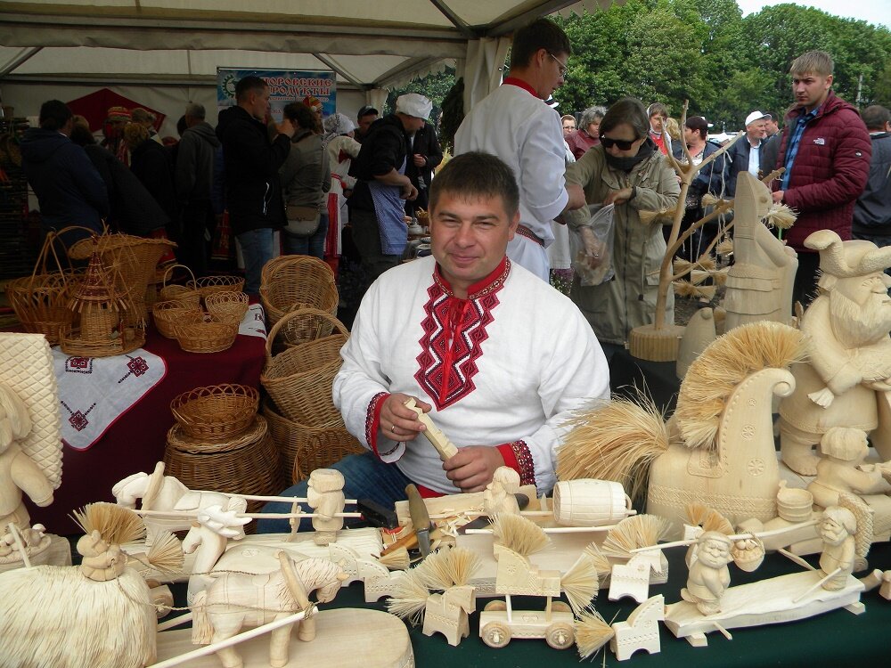 Мордовский мастер класс. Народный промысел Республики Мордовия. Ремесла Мордовии. Мордовские народные промыслы. Народные промыслы мордвы.