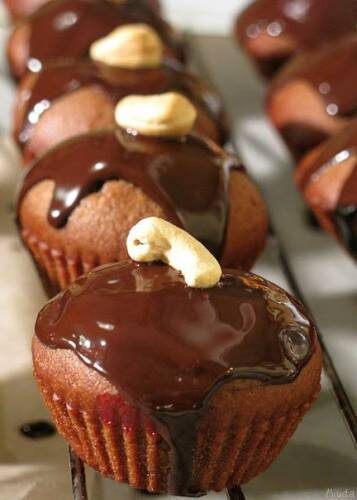 пышные, с приятной вишнёвой кислинкой, ароматные 