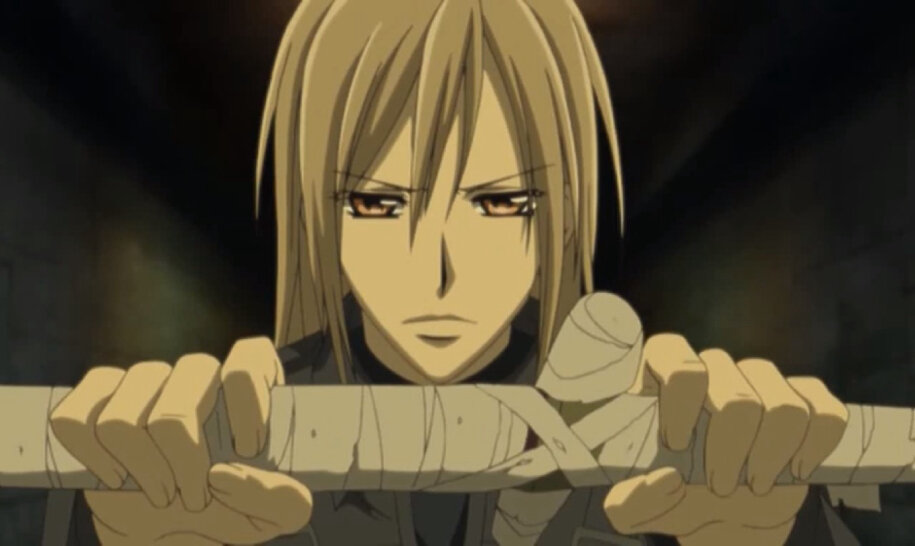 Папа главной героини. Он удочерил ее, когда та была совсем крохой. Возможно поэтому Юки его не зовет папой, хотя он ее практически умоляет.