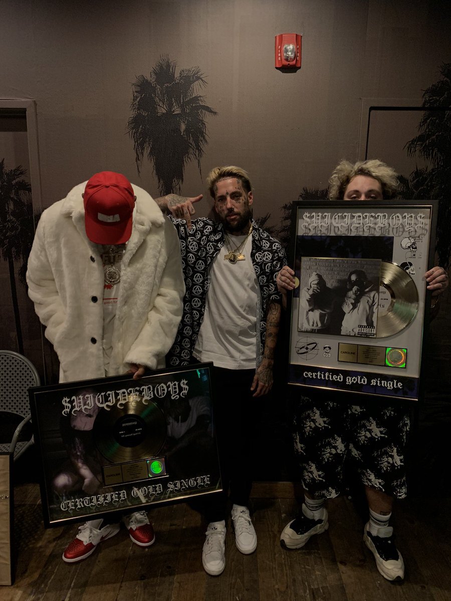 Зак и дуэт $uicideboy$