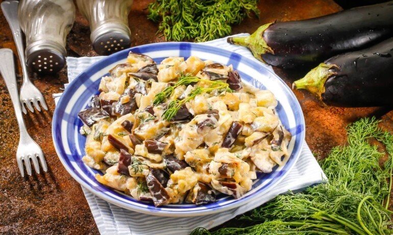 Как приготовить баклажаны в сметане?
