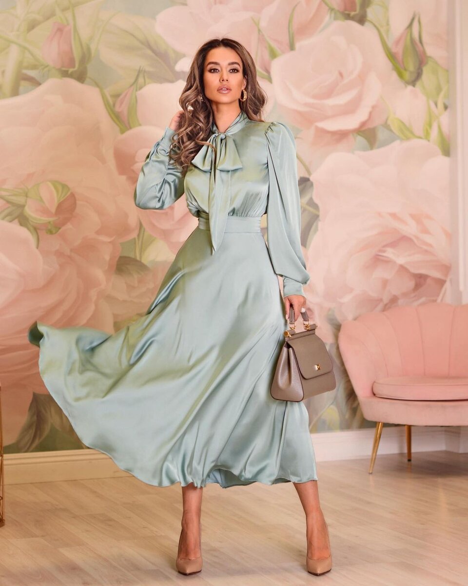 Модные трендовые фасоны и расцветки, весенние платья 2022:.