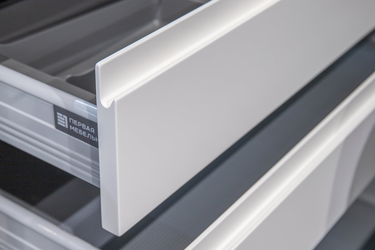 Кухня ДЖОЙ (МДФ+эмаль) с интегрированными ручками