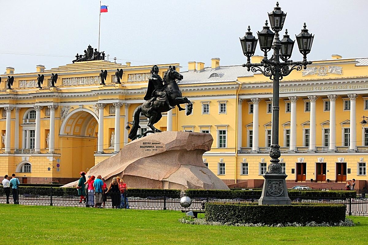 сенатская площадь в санкт петербурге