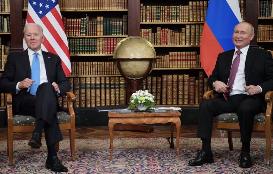    СМИ: США упустили шанс на ранние мирные переговоры с Россией