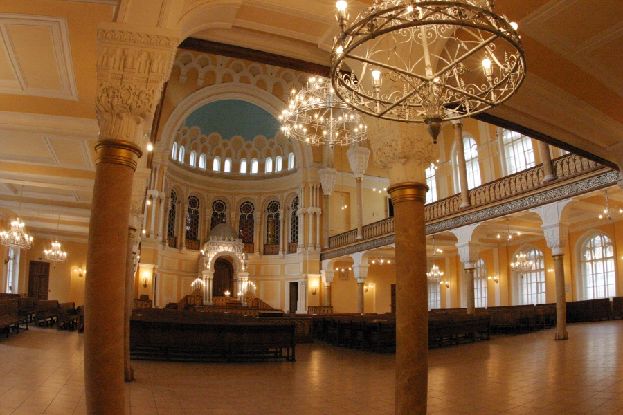 Большая хоральная синагога санкт-петербург внутри храма. Большая хоральная синагога санкт-петербург внутри. Большая хоральная синагога санкт-петербург внутри. Хоральная синагога изнутри. Экскурсия в синагогу в санкт петербурге.