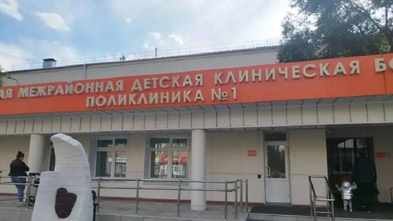     В следственном комитете по Красноярскому краю не подтверждают связь смерти 8-летнего ребенка с обедом в школьной столовой.