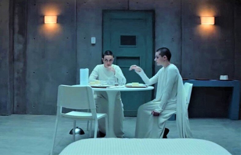 Скриншот из сериала.