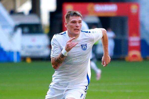 Нападающий Михаил Маркин