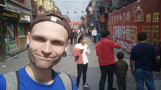 прокатились в город Taiyuan на местной электричке. обычный транспорт, ничем от российского не отличается :) про скоростные поезда я еще расскажу ;)