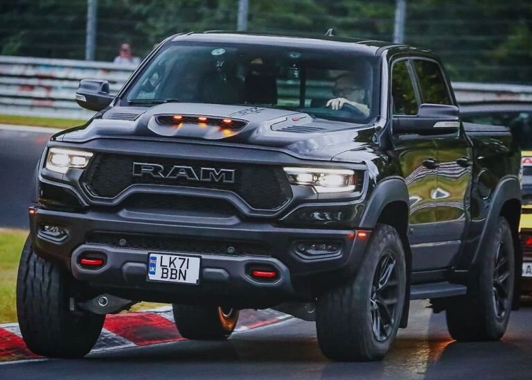 Автомобиль компании Milltek - Ram 1500 TRX на Нюрбургринге, Нордшляйфе. (BTGDale). 