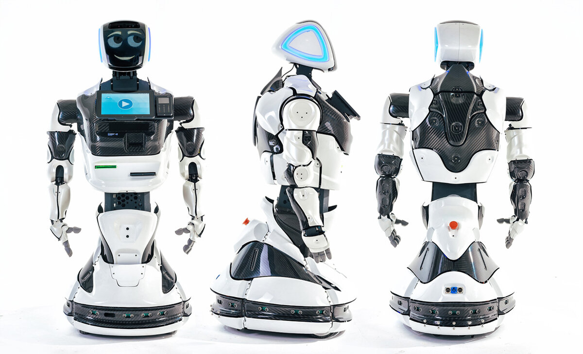 Promobot v.4 - самый массовый российский робот
