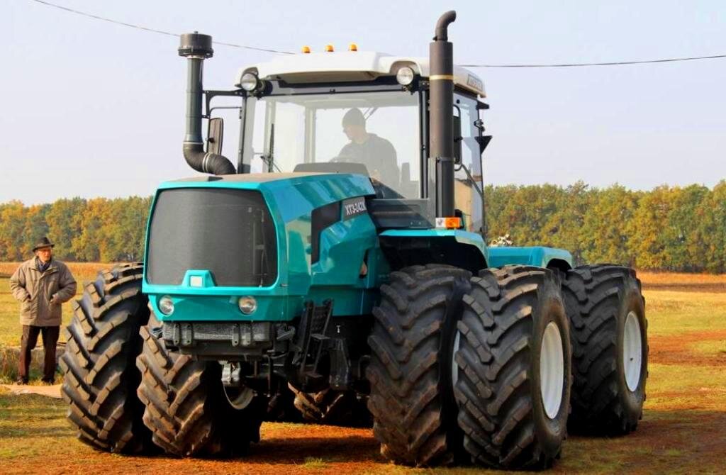 Тяжёлый трактор ХТЗ 240-й серии