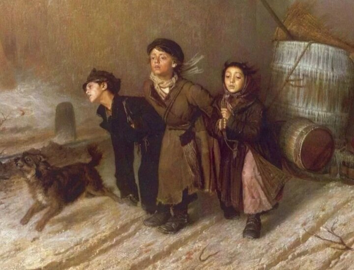 "Тройка (Ученики мастеровые везут воду)" - невероятно эмоциональное полотно, созданное русским художником Василием Перовым. Трое деток, запряжённых в сани, обречённо тянут огромную бочку с водой.Очень часто картину приводят в пример, говоря о нелёгкой крестьянской судьбе. Вот только создание этой картины стало настоящим горем для обычной деревенской женщины. 

  Василий Перов уже долго работал над картиной. Была написана бóльшая её часть, не хватало только центрального персонажа, художник не мог найти нужный типаж. Однажды Перов прогуливался в окрестностях Тверской заставы и рассматривал лица мастеровых, которые после празднования Пасхи возвращались из деревень обратно в город на работу. Тут-то и увидел художник мальчика, который будет впоследствии приковывать взгляды зрителей к его картине. Он был родом из Рязанской губернии и шёл с матерью в Троице-Сергиеву лавру. 
  Художник, возбуждённый от того, что нашёл "того самого", стал эмоционально упрашивать женщину разрешить ему нарисовать портрет сына. Испуганная женщина не понимала в чём дело и попыталась ускорить шаг. Тут Перов предложил ей пройти в его мастерскую и пообещал ночлег, так как узнал, что путникам негде остановиться. 
  В мастерской художник показал женщине неоконченную картину. Она испугалась ещё больше, мол, грех это – людей рисовать: одни от этого чахнут, а другие умирают. Перов уговаривал её, как мог. Он приводил в пример царей, архиереев, позировавших художникам. В конце концов, женщина согласилась. 
  Пока Перов писал портрет мальчика, мать рассказывала о своей нелёгкой доле. Её звали тётушкой Марьей. Муж и дети умерли, остался лишь один Васенька. Она в нём души не чаяла. На следующий день путники ушли, а художник вдохновлённо заканчивал своё полотно. Оно получилось настолько проникновенным, что тут же было приобретено Павлом Михайловичем Третьяковым и выставлено в галерее. 

  Четыре года спустя на пороге мастерской Перова снова появилась тётушка Марья. Только уже без Васеньки. Женщина в слезах рассказала, что её сынок за год до этого заболел оспой и умер. Позже Перов написал, что Марья не винила его в смерти мальчика, но его самого не оставляло чувство вины за произошедшее. 
  Тётушка Марья сказала, что проработала всю зиму, продала всё, что у неё было, лишь бы купить картину, где изображен её сынок. Василий Перов ответил, что картина продана, но на неё можно посмотреть. Он отвёл женщину в галерею к Третьякову. Увидев картину, женщина упала на колени и зарыдала. "Родной ты мой! Вот и зубик-то твой выбитый!" - причитала она. 
  Несколько часов мать стояла перед изображением своего сына и молилась. Художник уверил её, что отдельно напишет портрет Васеньки. Перов исполнил обещанное и отослал портрет мальчика в золочёной раме в деревню к тётушке Марье.

Тройка" - самое эмоциональное полотно Василия Перова: 
трагичная история создания