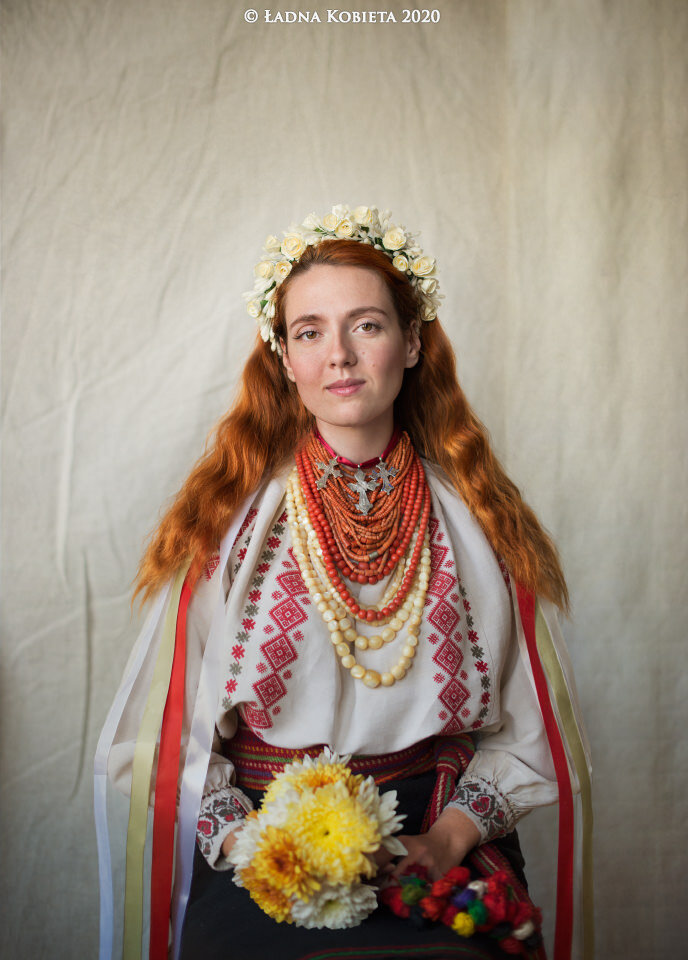 Анна Сеник
