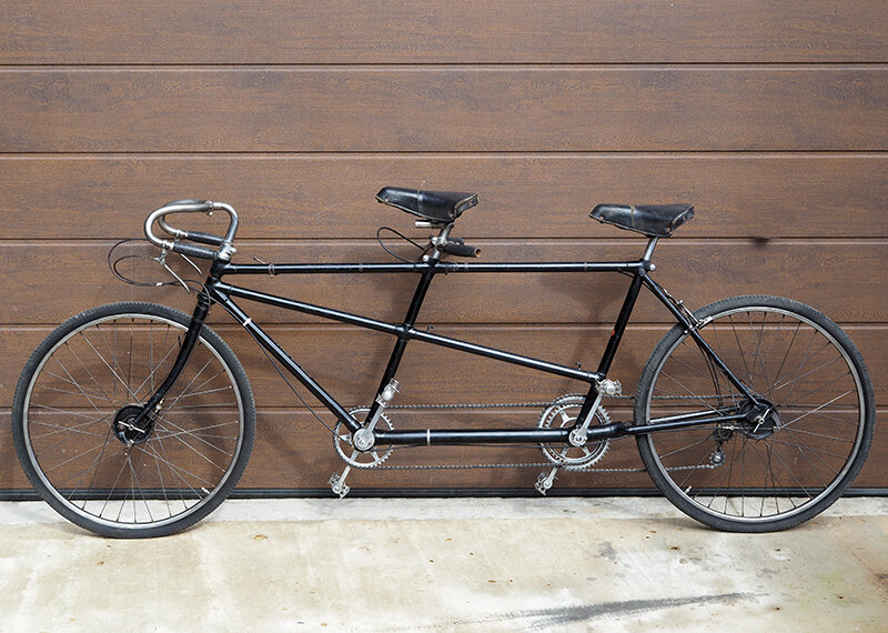 Туристический велосипед-тандем, построенный в 1940 году английской компанией Royal Enfield. Из коллекции Веломузея Андрея Мятиева.