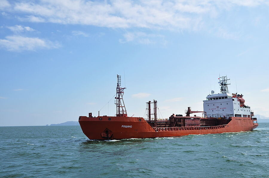 Вот такие бегали с пальмовым маслом и стеарином. Фото из открытых источников.