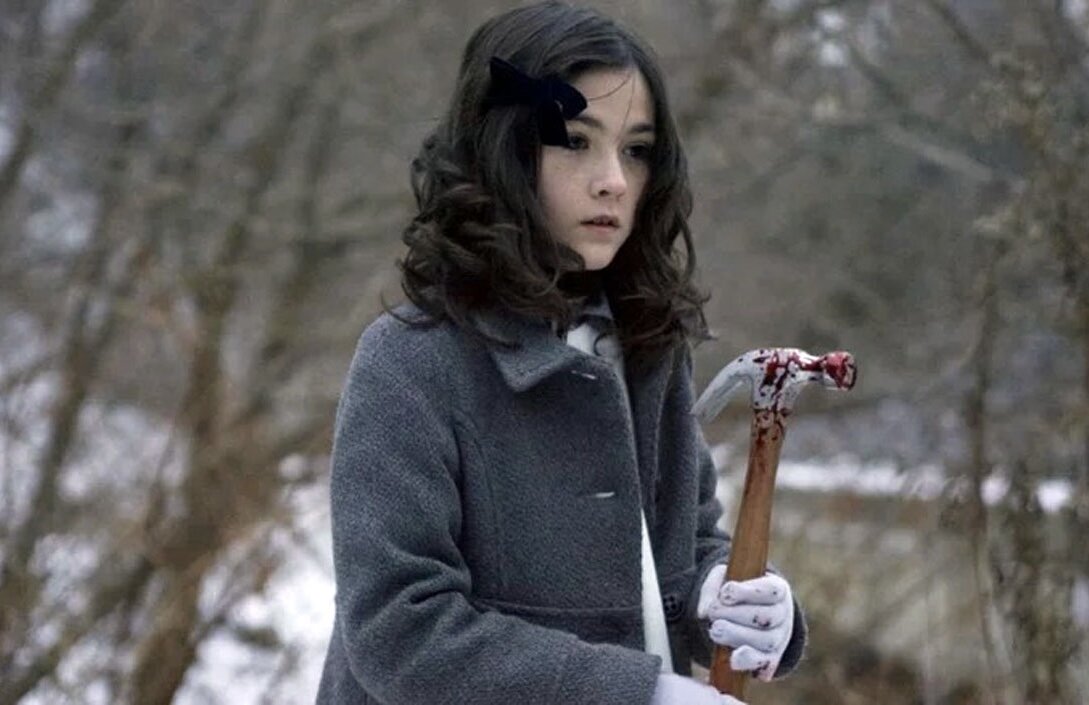 Дитя тьмы  Кадр из фильма. Ужасы, триллер, драма. В главных ролях: Изабель Фурман, Вера Фармига, Питер Сарсгаард.