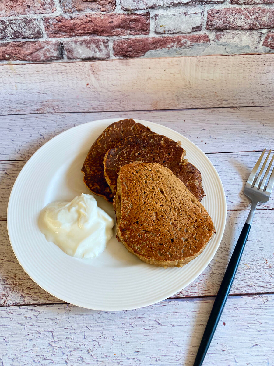 Творожно- банановые панкейки на ржаной муке