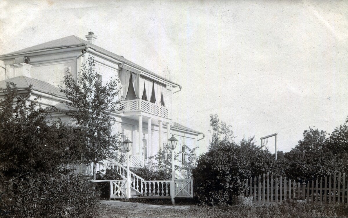 Голодявка. Новый дом, построенный по проекту Завьялова.1901 год
Фотография: фонд краеведческого музея.