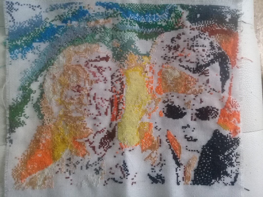 Это по мотивам сериала Благие знамения, с ней я пока остановлюсь, так как у меня не хватает ниток дальше продолжать эту работу. Куплю ниток и продолжу.