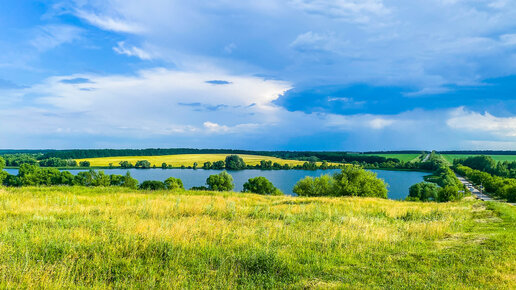 Село Сезеново. Там есть монастырь и очень большой пруд