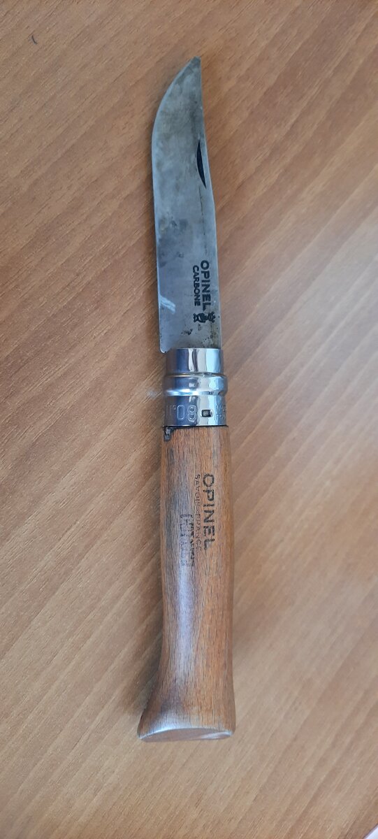 Уже потертый Опинель