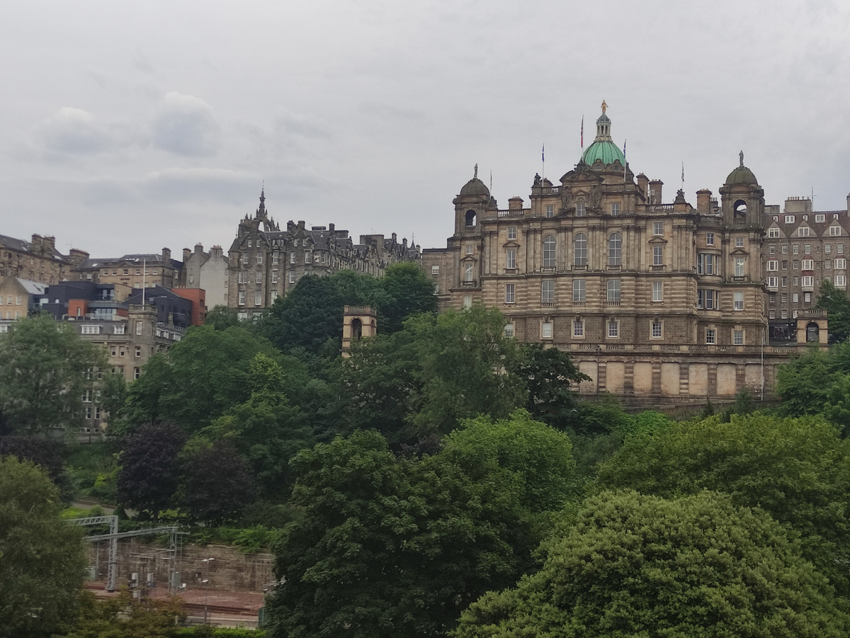 Виды на старый Эдинбург