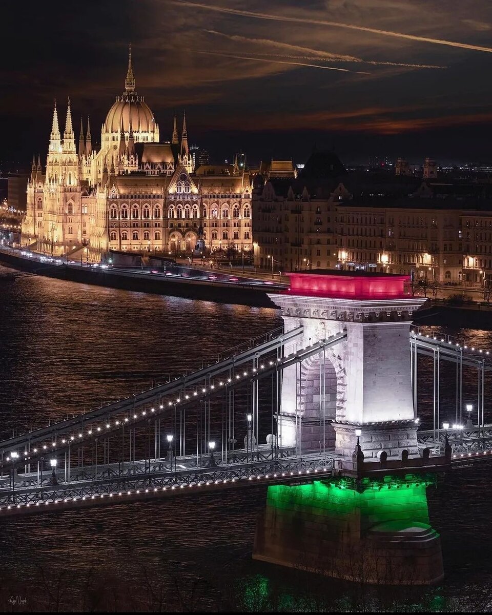 Купить квартиру в новостройке Москвы. Инвестиции в недвижимость. Услуги экспертов “ЧестнокофЪ” бесплатно. Тел: +7 (999) 555-28-82