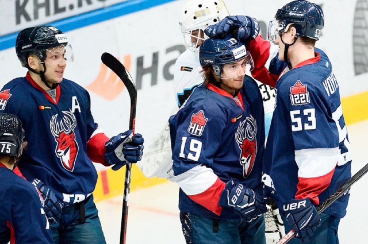    Нижегородское «Торпедо» феерично обыграло «Автомобилист» со счётом 7:3