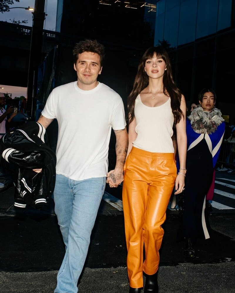 Бруклин Бекхэм и Никола Пельтц