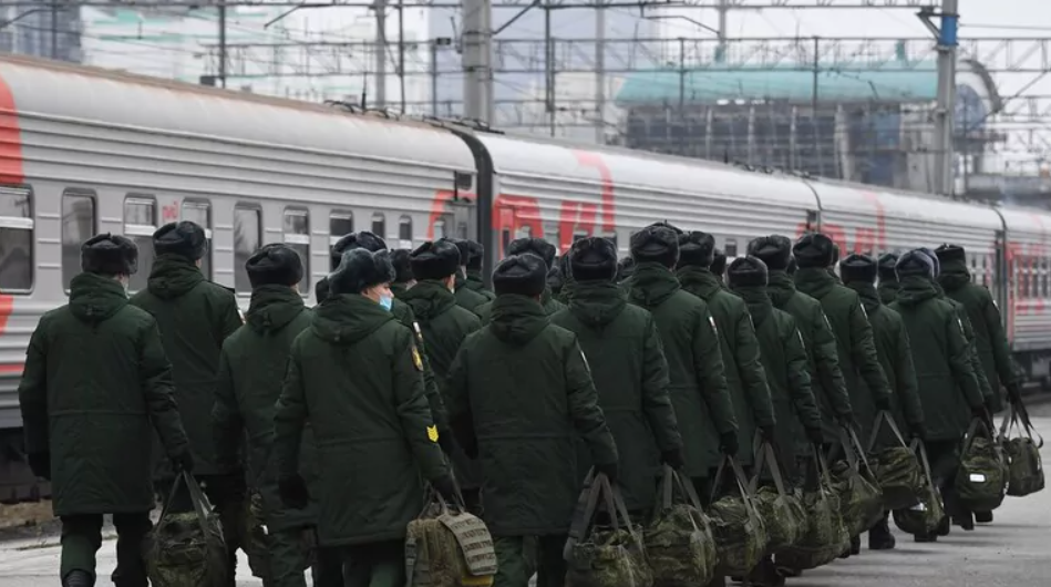 Почему не объявляют военное. Военная мобилизация. Российские военные. Российская армия. Мобилизация в России сейчас.