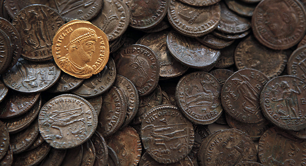 куча монет, но все ли настоящие?, вот в чём вопрос. фото монет из сети в качестве иллюстрации.