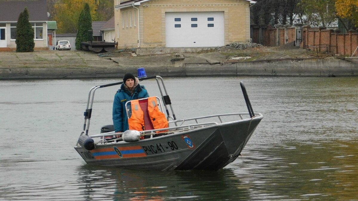     В Татарстане навигация по Волге продлится до 24 ноября. Об этом во время пресс-конференции рассказал Юрий Венедиктов, заместитель руководителя главного управления МЧС России по республики.